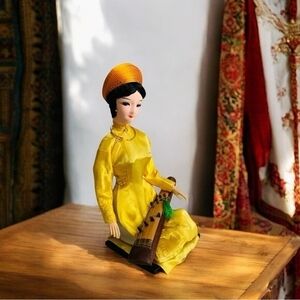 Vintage Vietnamese Girl Doll 10" National Costume Handmade Artisan Ao Dai VG